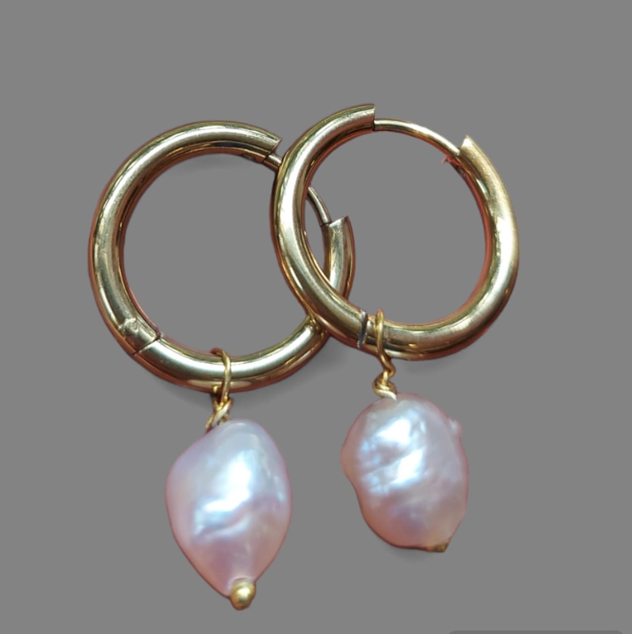 Latest Baroque Pearl Hoop Earrings (Pink)