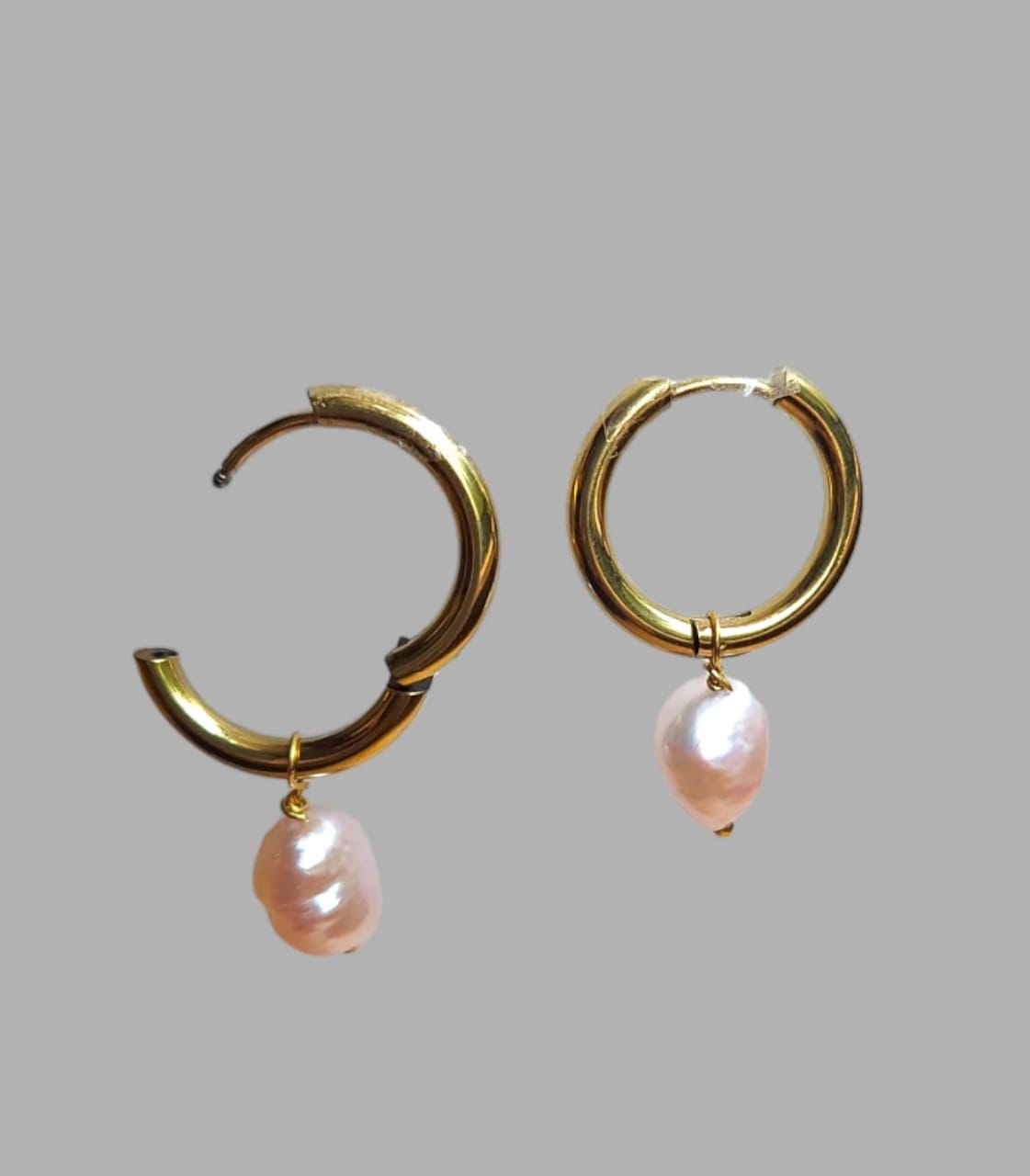 Latest Baroque Pearl Hoop Earrings (Pink)